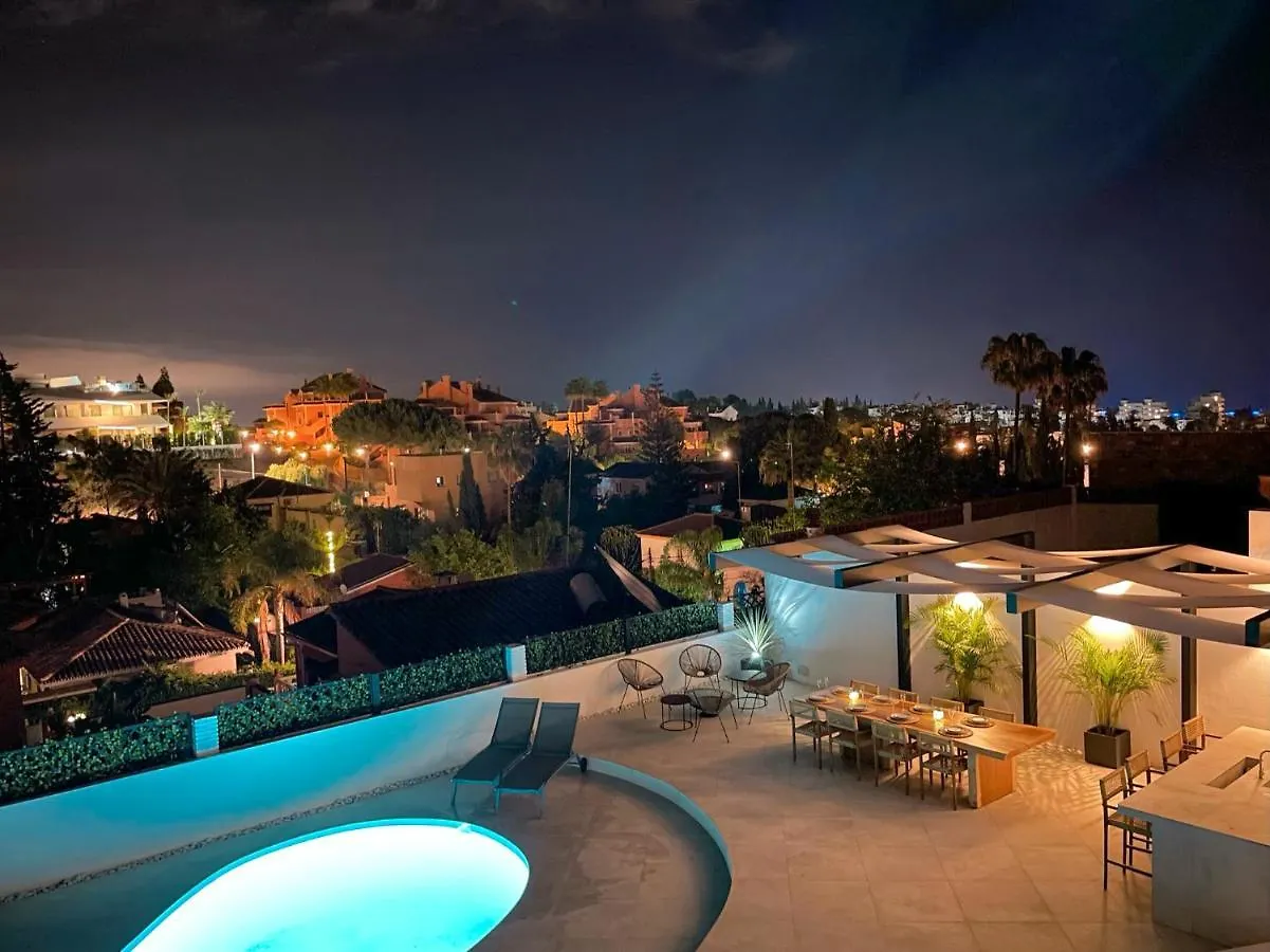 Luxury Villa In Puerto Banus Panoramic Mountain And Sea Views With Private Pool Marbella Španělsko